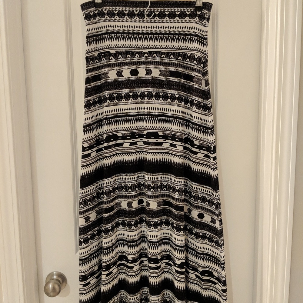 Trendy Mossimo Maxi
